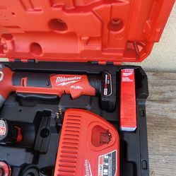 Milwaukee pex expander m12 fuel tool two battery charger