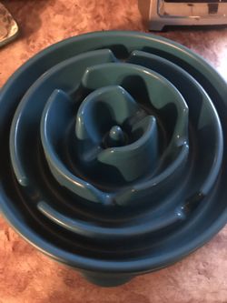 Slow Feeder Dog Bowl anti bloat no gulp. Brand new