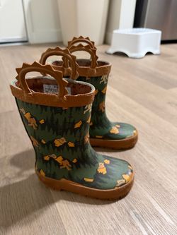 Rain boots