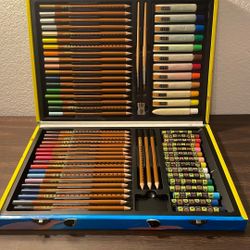 SoHo Premium Painting & Drawing Set - Used