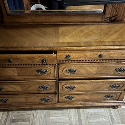 Dresser & night Stand 