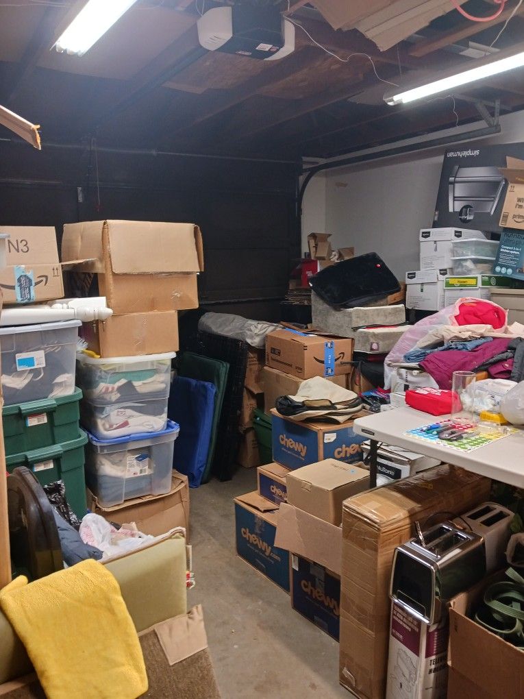 OMG. Biggest Garage Sale. Estate Sale Ever