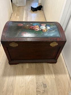 TRUNK, lightweight  27"w x 16 3/4"deep x 20"high; cross streets are Arapaho & Waterview 