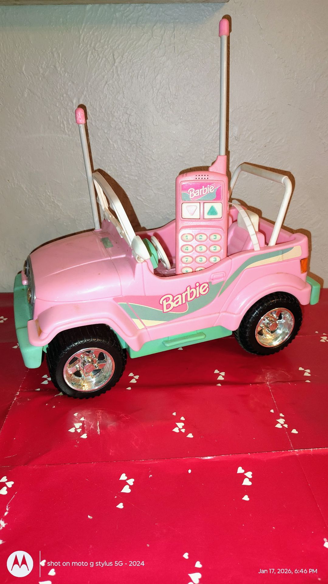Vintage Radioshack 1998 Barbie Remote Control RC Jeep with remote