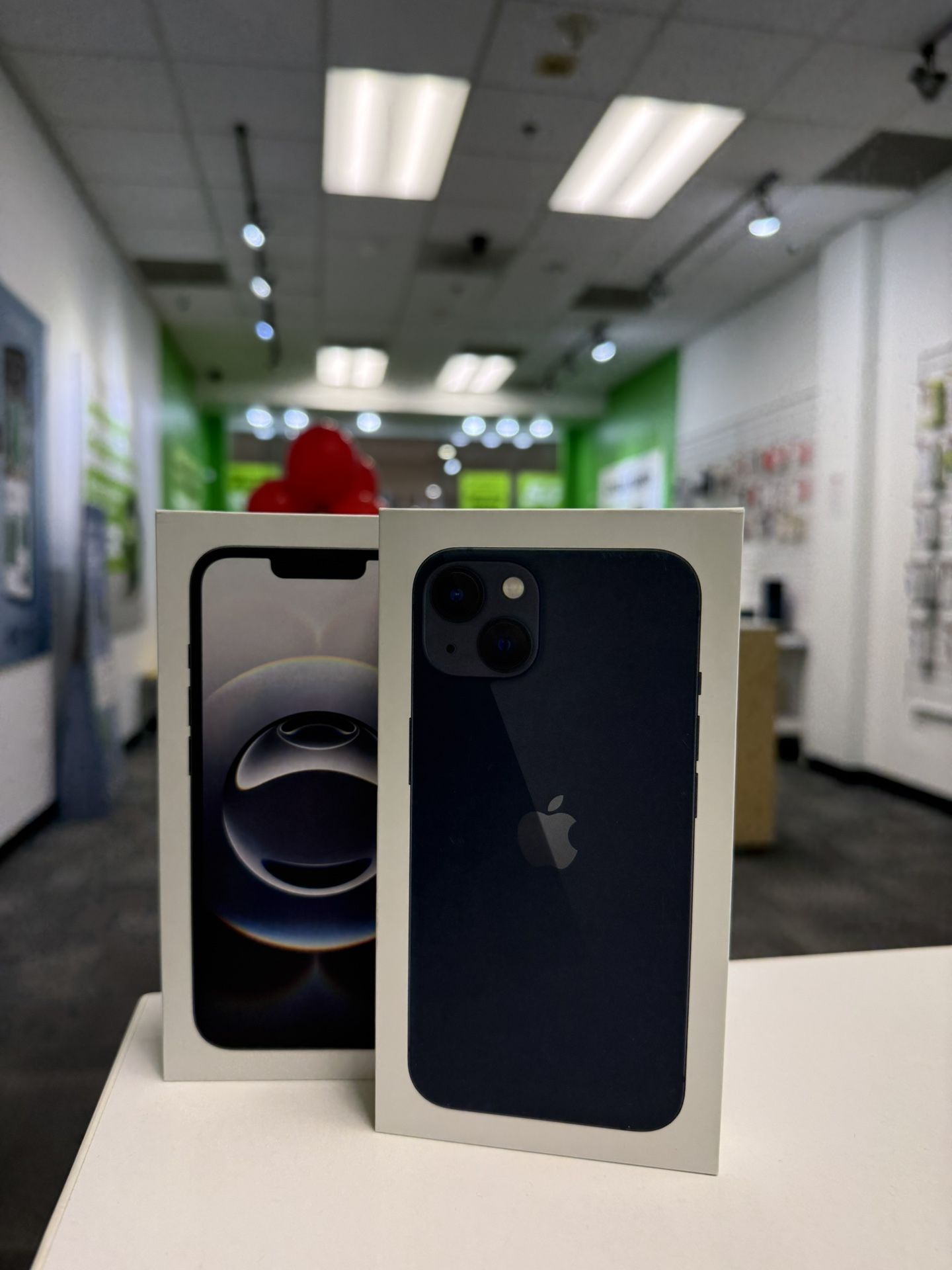 Promo iPhone 13 &, iPhone 16E