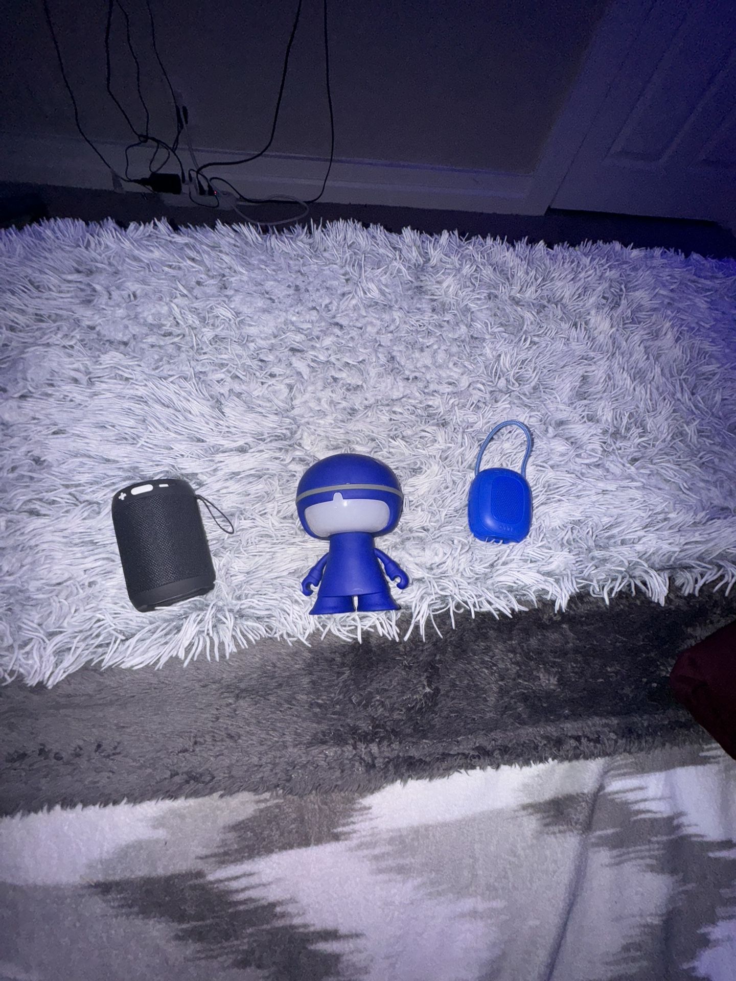 3 Speakers