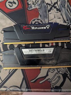 G.Skill Ripjaws V DDR4-3200 16GB RAM Kit$35