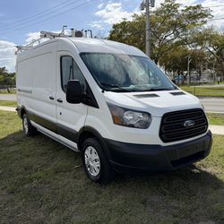 2016 Ford Transit 250 Cargo Van · Medium Roof w/LWB Van 3D