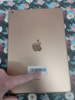 iPad 6th Gen 9.7" (WiFi) 32GB Good Gold