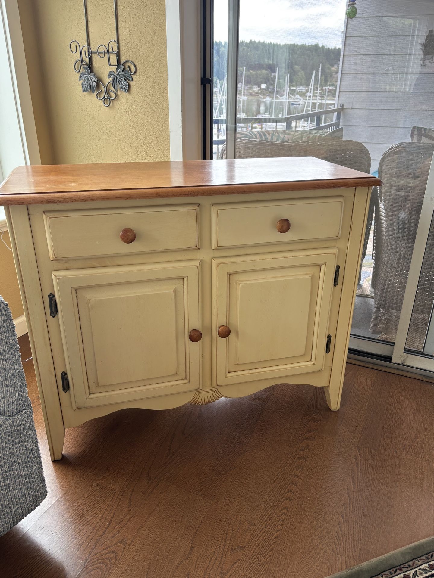 Buffet Cabinet With Matching Stack Tables