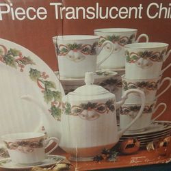 Sango Christmas Dishes