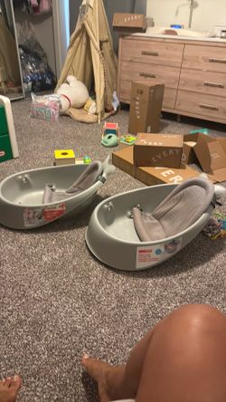 Skip hop baby bath