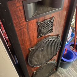 Speakers 