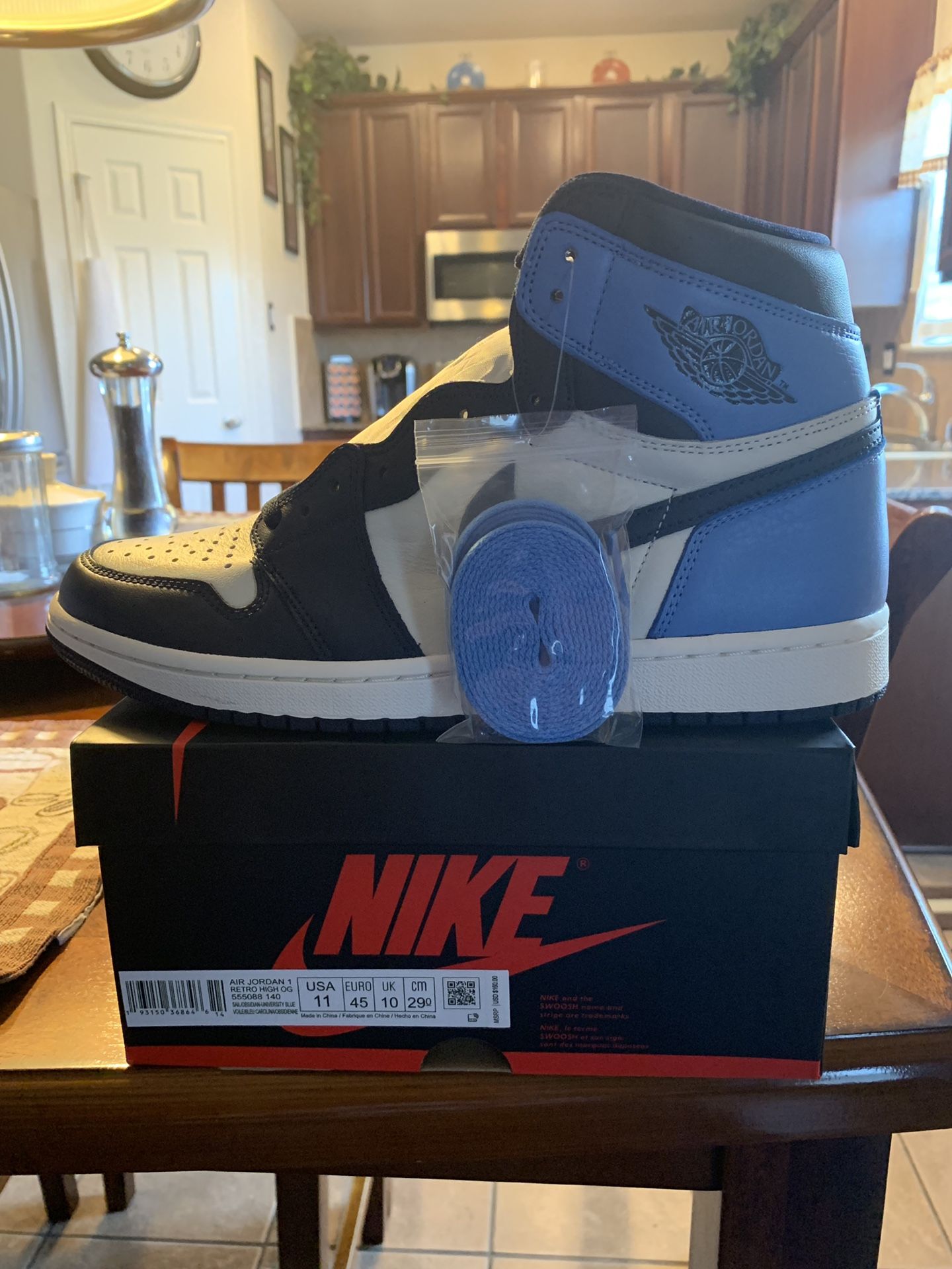 NIKE AIR JORDAN 1 “ OBSIDIAN • UNC “ 100% AUTHENTIC WITH RECEIPT, $210, SIZE 11