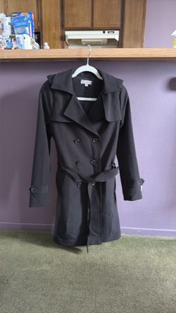 Women’s black peacoat size medium