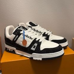 Louis Vuitton Trainers  Size 10 Men’s 