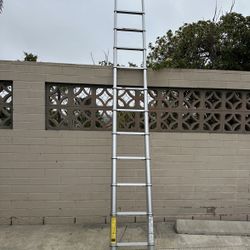 Extension Ladder 12 1/2 Feet Hulsteg Telescoping