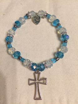 Handmade Stretch Bracelet with Glass Beads and Charm (21)