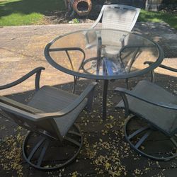 Patio Table With 3 Chairs 