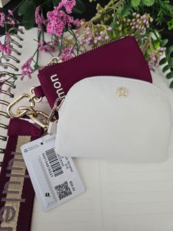 NWT Lululemon Dual Pouch Wristlet
