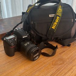 Nikon D700 and Carrying Case