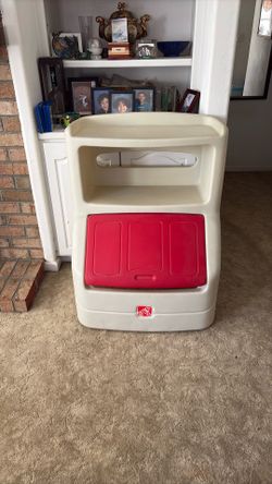 Lift And Hide Step 2 Toy Chest And Bookshelf