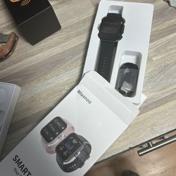 Fitness Tracker Watch Black
