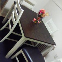 Brand New Kitchen Table N Chairs