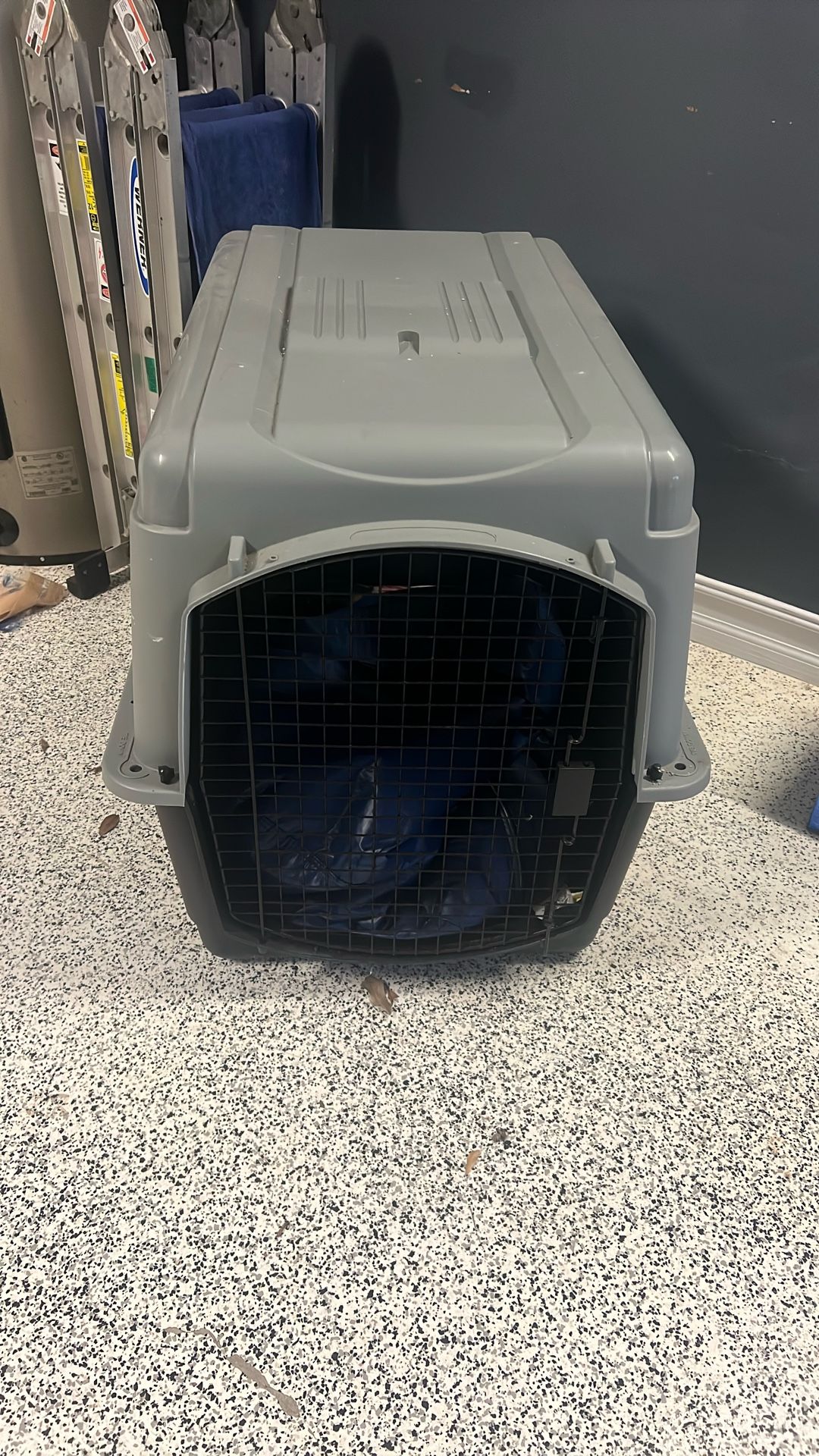 Kennel The Largest Size