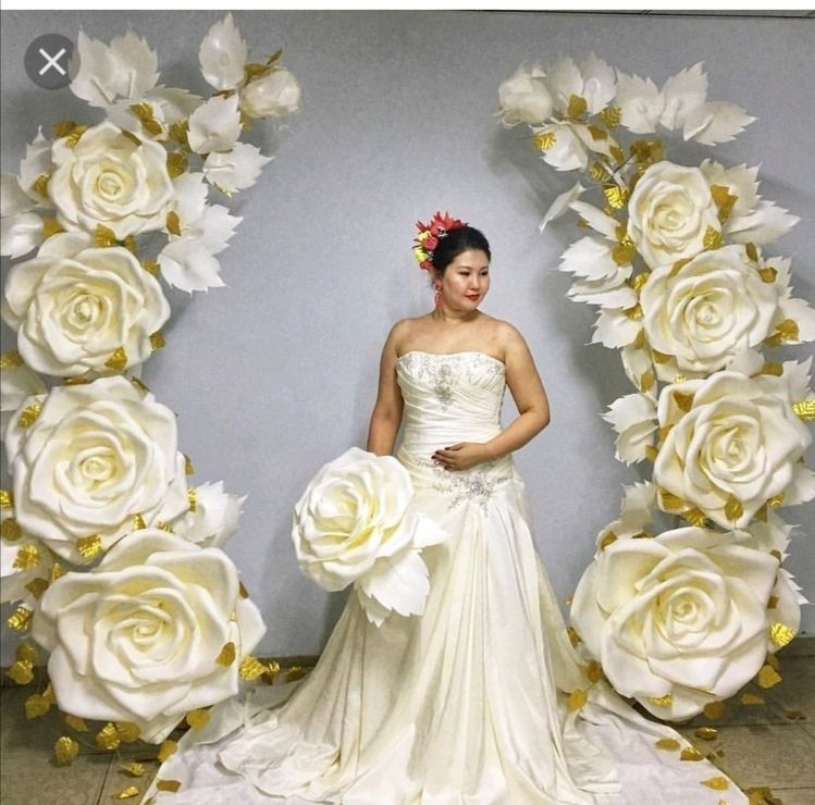 Giant Flower Backdrop For Photo Shoot / Party