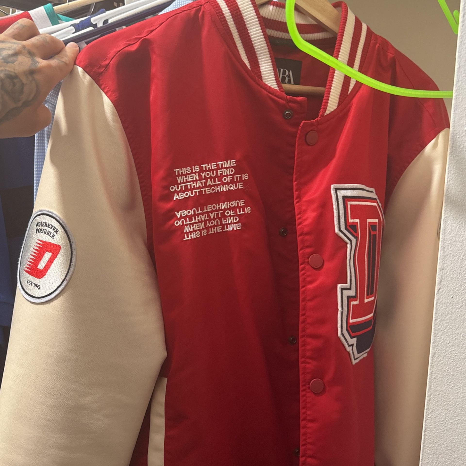 Zara Bomber Jacket, Like Brand New Size M