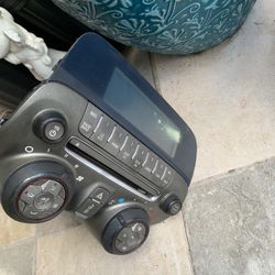 2010-2013 Camaro Radio