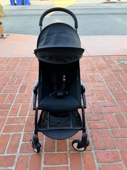 Babyzen YOYO Travel Stroller + Travel Bag – $150