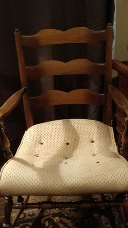 Antique Chair-Nicely Constructed-Great Condition
