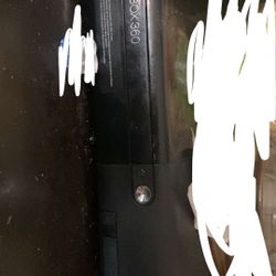 Xbox 360 With Games And Controllers