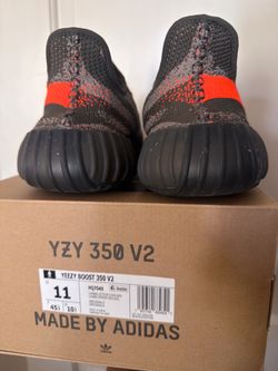 Yeezy 350 v2 size 11