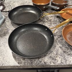 Fry Pans And Cookware
