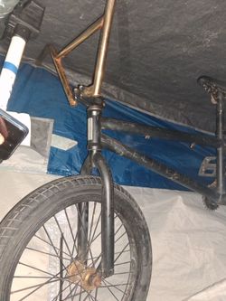 Elite BMX destro freestyle ( broken sproket)