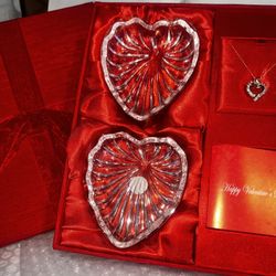 ❤️ 10k Gold Diamond  Heart Necklace and Crystal Valentine Gift
