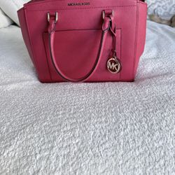 Michael Kors Red Leather Satchel – Medium