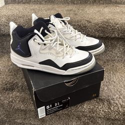 5.5 youth Jordan shoes