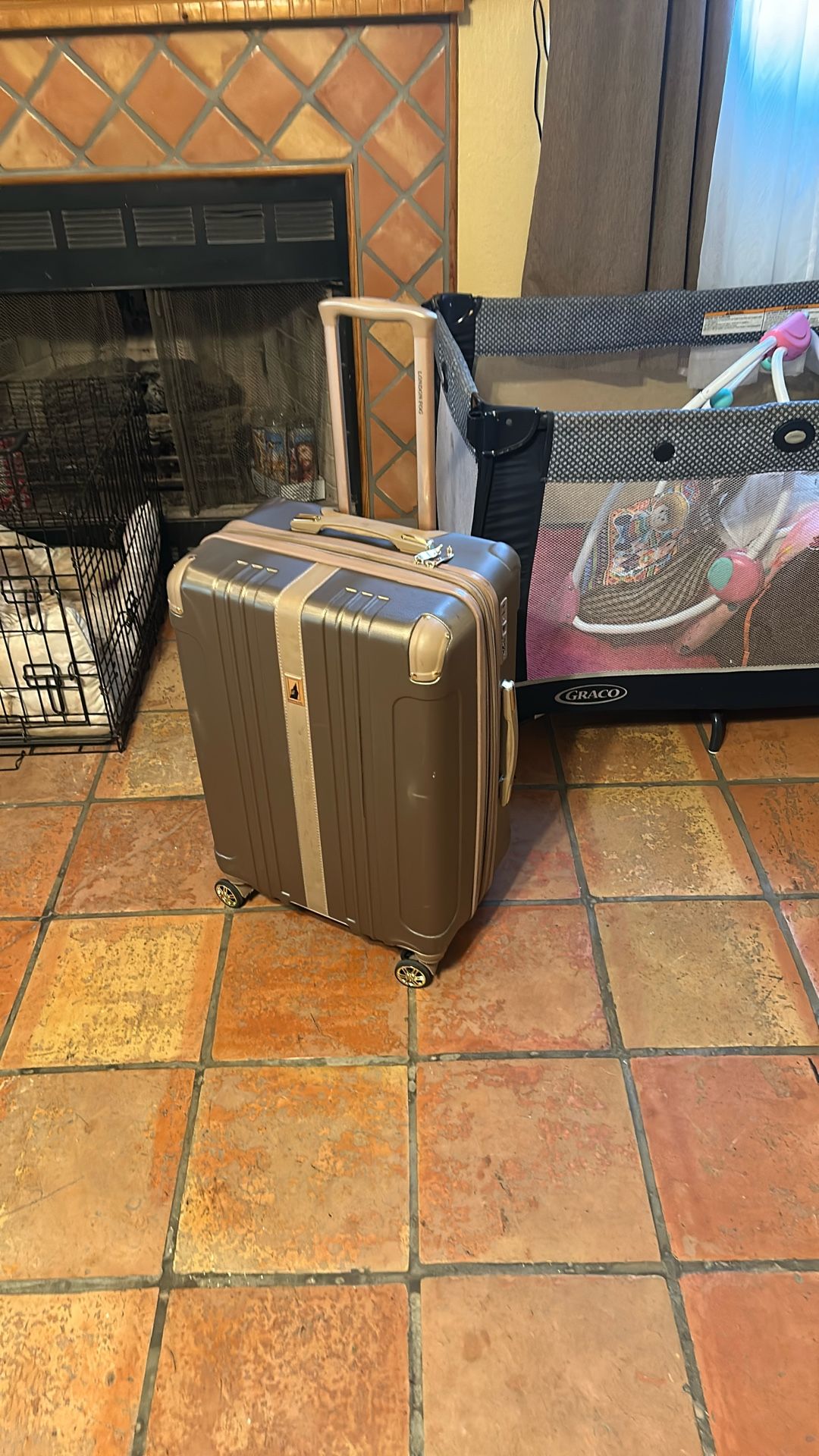 London Fog Luggage