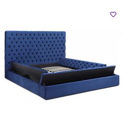Blue Velvet King Size Platform Bed – Brand New (Opened, Never Used)