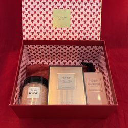 Victoria Secret Beauty Gift Box - Bombshell