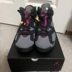 WORN ONCE JORDAN 6 BORDEAUX SIZE 9.5