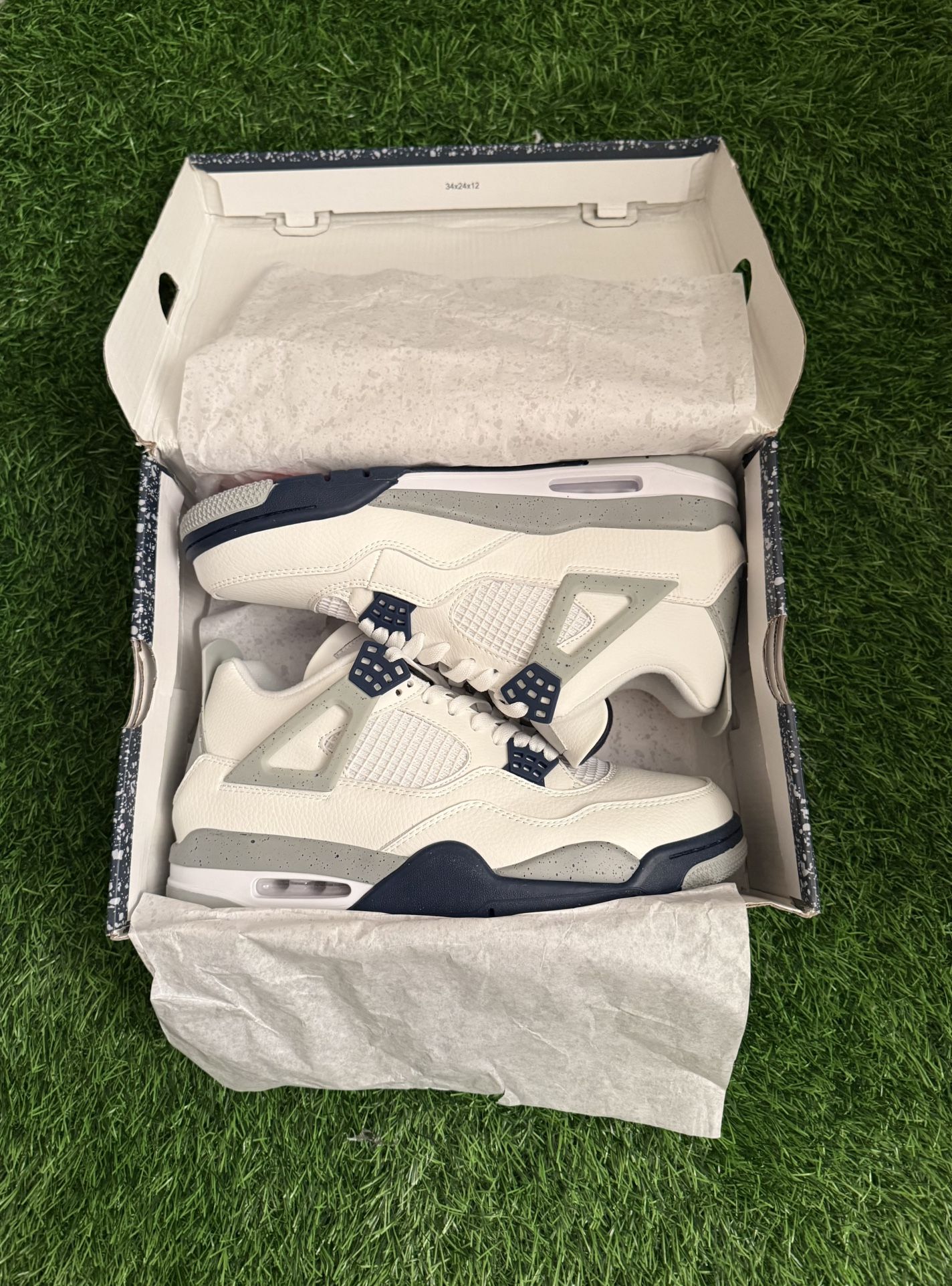 Jordan 4 Midnight Navy