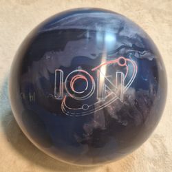 Storm Ion Pro Bowling Ball - PENDING SALE