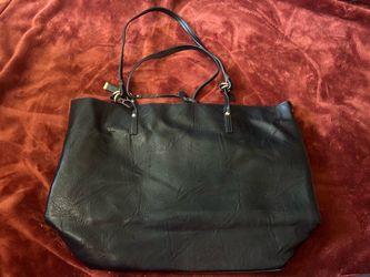 Black deep pocket purse