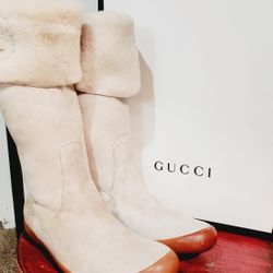 Gucci Cream Suede Fur Lined Boots Size 8 1/2