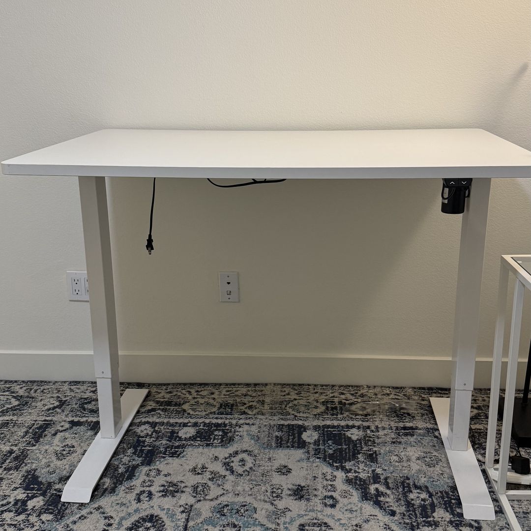 White Adjustable Stand Up Desk
